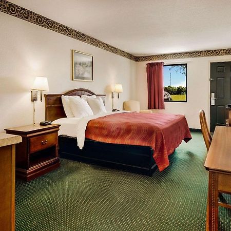 Rodeway Inn Sandersville Ngoại thất bức ảnh
